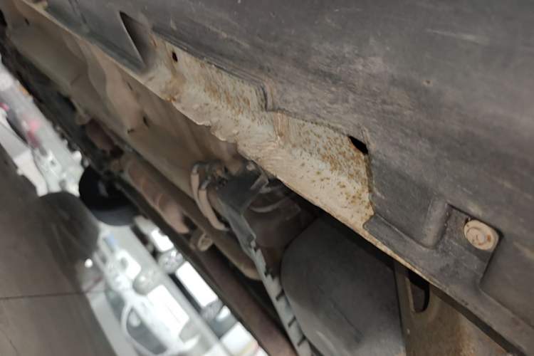 Used Hanteng X5 2018 1.5T CVT Luxury Edition Chassis Rear Left