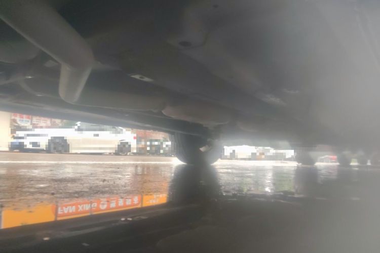 Used Hanteng X5 2018 1.5T CVT Luxury Edition Chassis Rear Right
