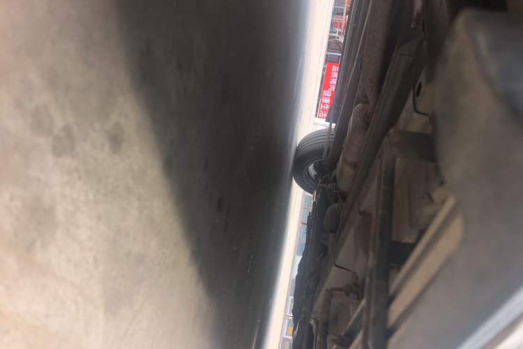 Used Hanteng X5 2018 1.5T Manual Luxury Edition Chassis Rear Right