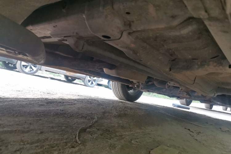 Used Hanteng X5 2018 1.5T Manual Elite Edition Chassis Rear Right
