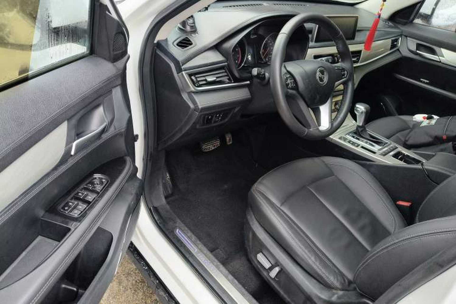 Used Hanteng X5 2018 1.5T CVT Luxury Edition Driver Seat