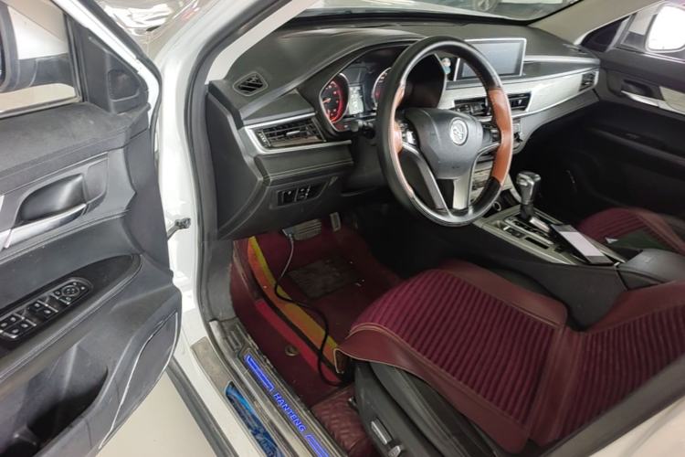 Used Hanteng X5 2018 1.5T CVT Luxury Edition Driver Seat