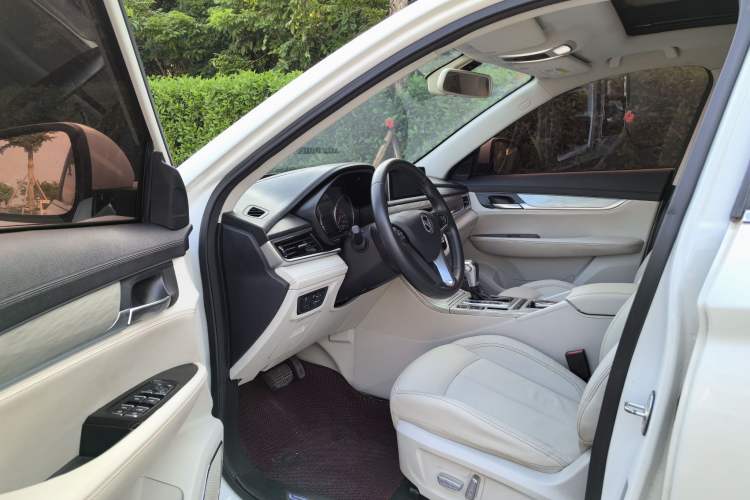 Used Hanteng X5 2018 1.5T CVT Luxury Edition Driver Seat