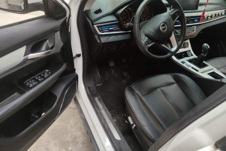 Used Hanteng X5 2018 1.5T Manual Luxury Edition Driver Seat
