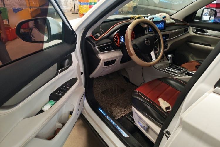 Used Hanteng X5 2018 1.5T CVT Luxury Edition Driver Seat