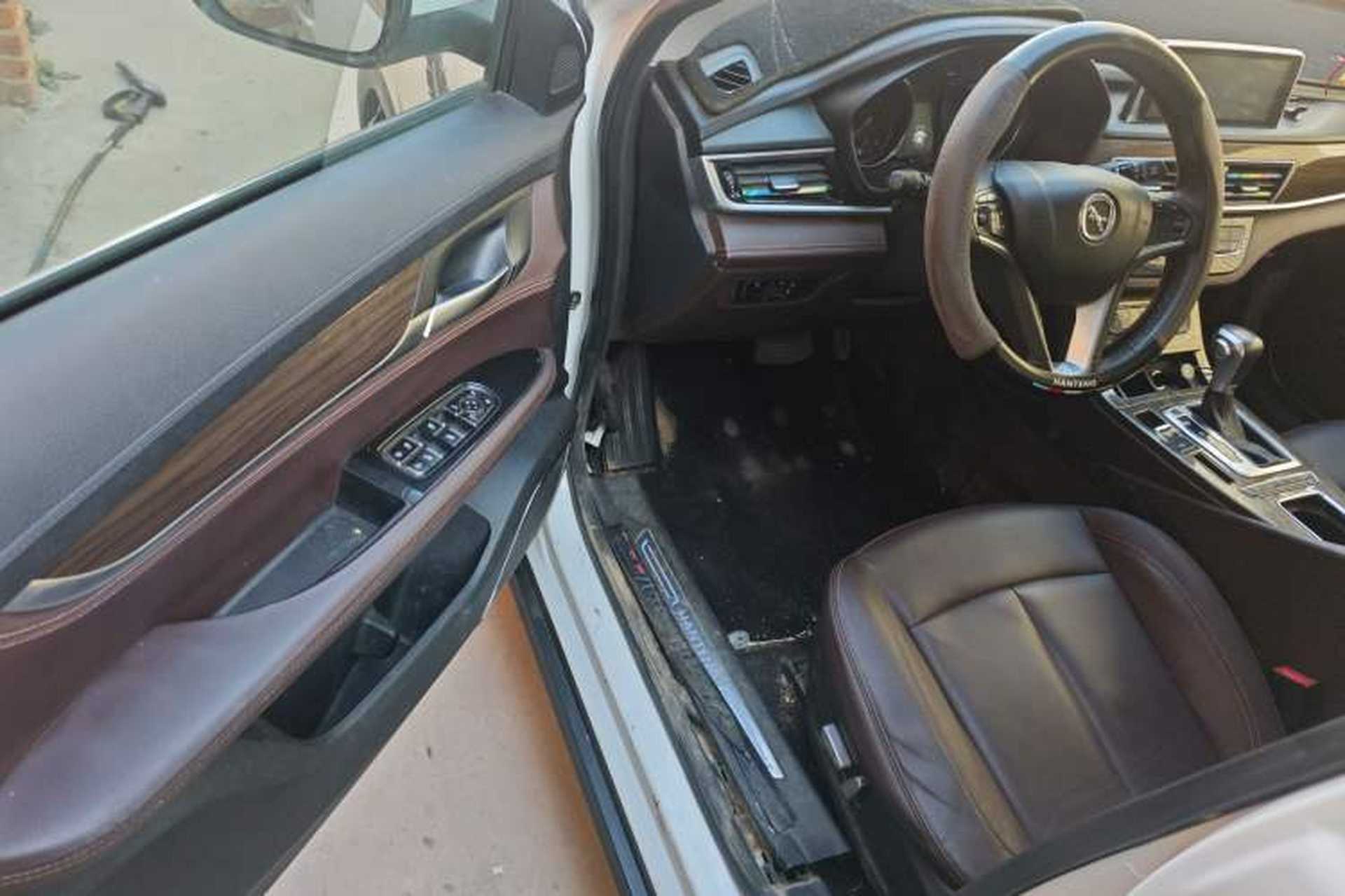 Used Hanteng X5 2018 1.5T CVT Luxury Edition Driver Seat
