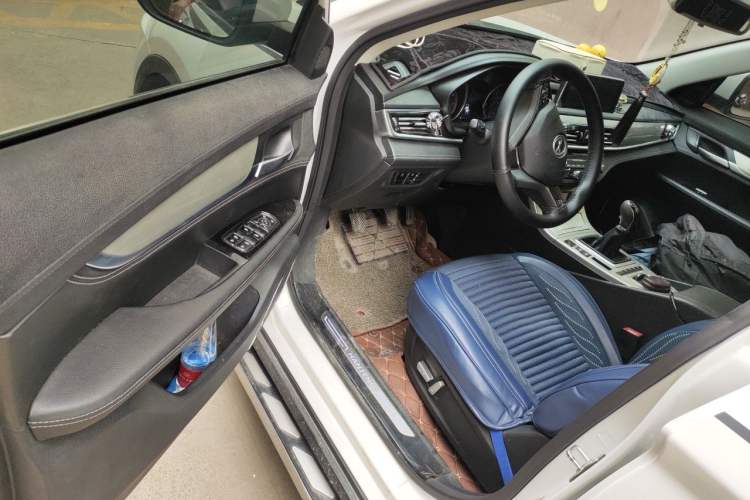 Used Hanteng X5 2018 1.5T Manual Luxury Edition Driver Seat