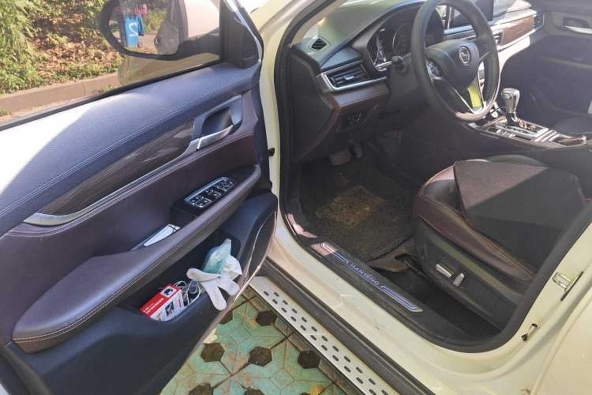 Used Hanteng X5 2018 1.5T CVT Luxury Edition Driver Seat