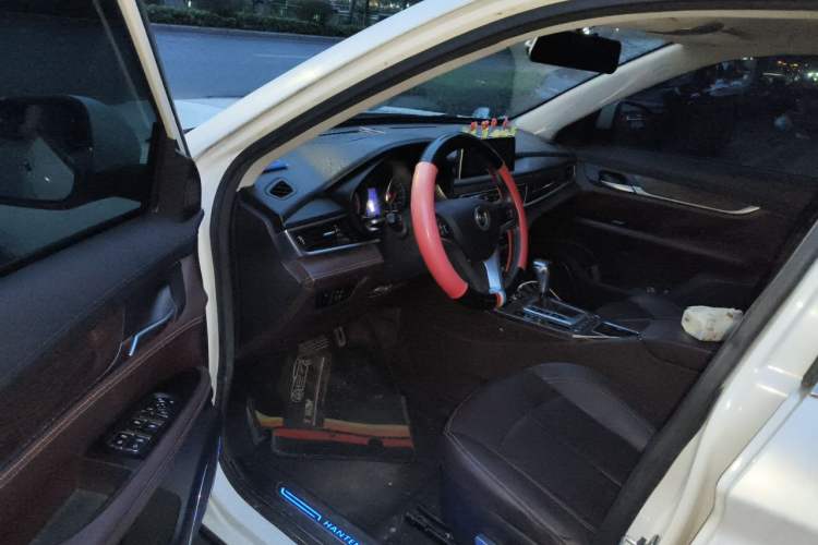 Used Hanteng X5 2018 1.5T CVT New Year Edition Driver Seat