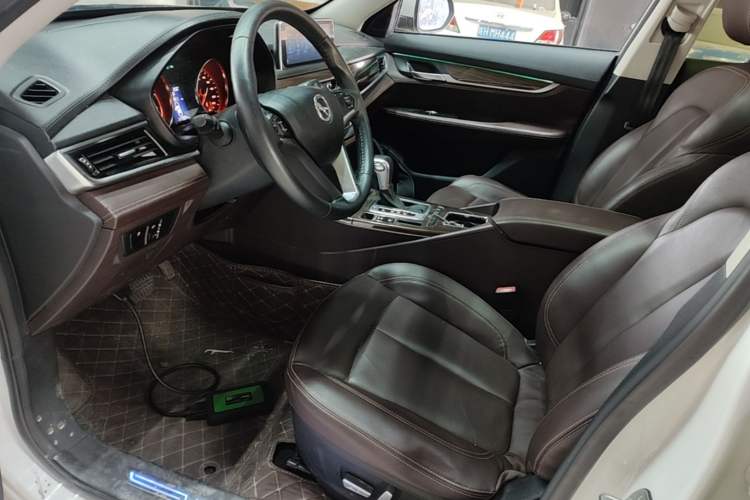 Used Hanteng X5 2018 1.5T CVT Luxury Edition Driver Seat