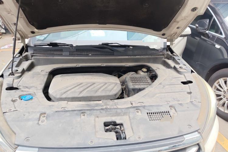 Used Hanteng X5 2018 1.5T CVT Luxury Edition Engine Bay