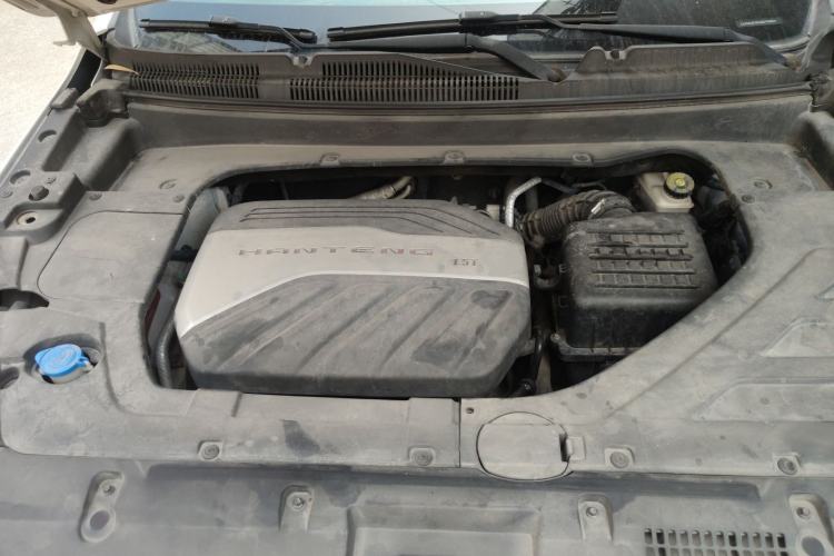 Used Hanteng X5 2018 1.5T Manual Luxury Edition Engine Bay