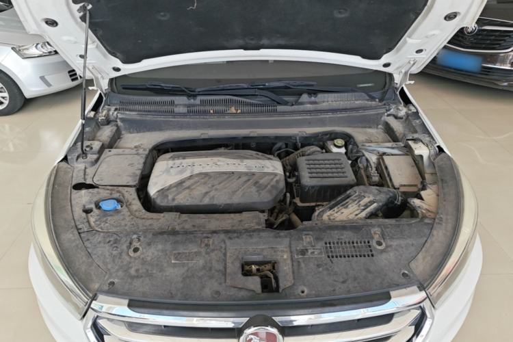 Used Hanteng X5 2018 1.5T CVT New Year Edition Engine Bay