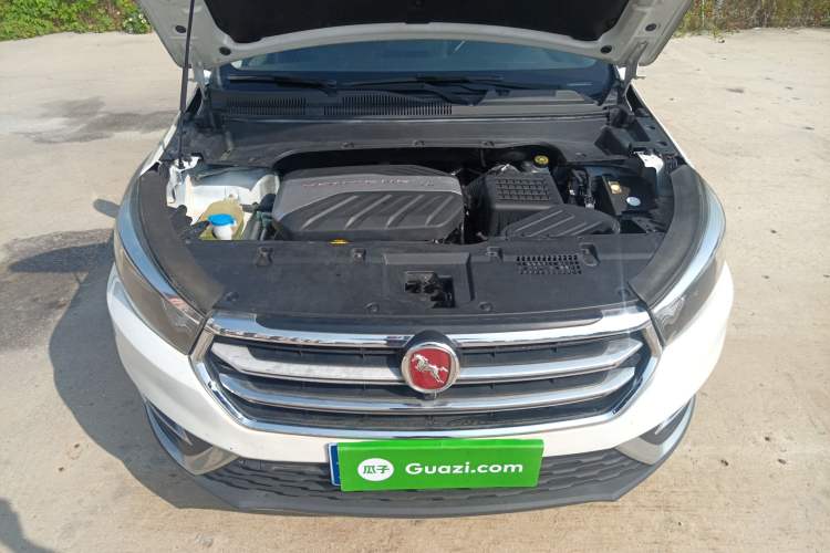 Used Hanteng X5 2018 1.5T Manual Elite Edition Engine Bay