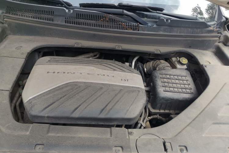 Used Hanteng X5 2018 1.5T Manual Elite Edition Engine Bay