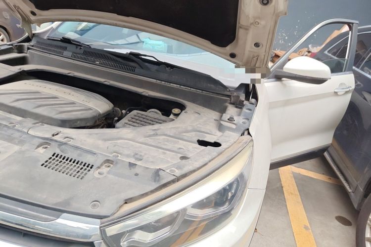Used Hanteng X5 2018 1.5T CVT Luxury Edition Engine Bay Left