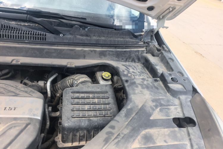 Used Hanteng X5 2018 1.5T Manual Luxury Edition Engine Bay Left