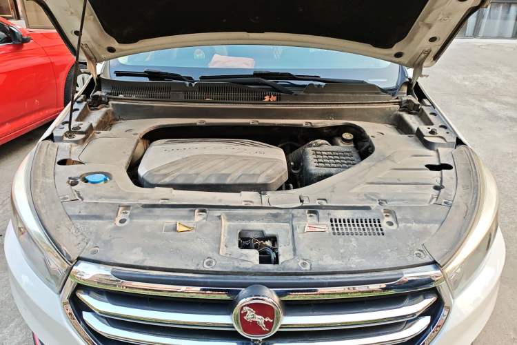 Used Hanteng X5 2018 1.5T CVT Xuan Dong Flagship Edition Engine Bay