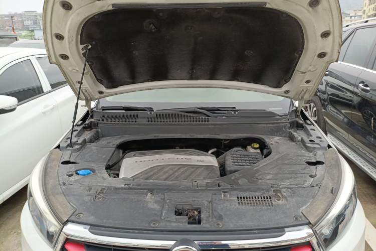 Used Hanteng X5 2018 1.5T CVT Luxury Edition Engine Bay