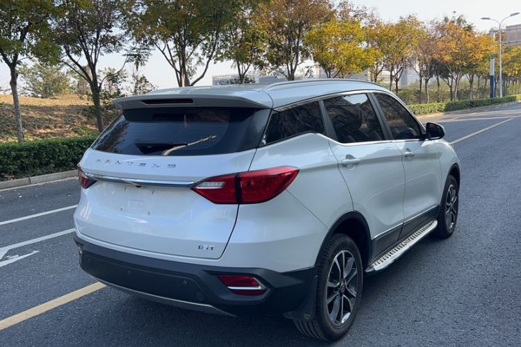 Used Hanteng X5 2018 1.5T Manual Luxury Edition Exterior 1