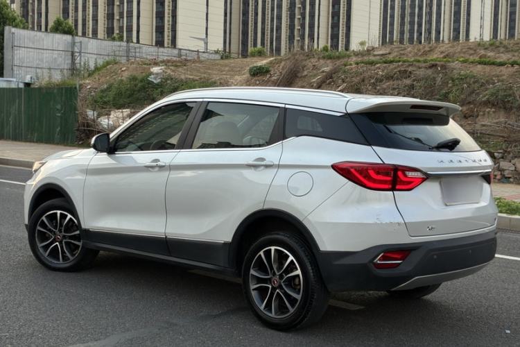 Used Hanteng X5 2018 1.5T CVT Luxury Edition Exterior 4