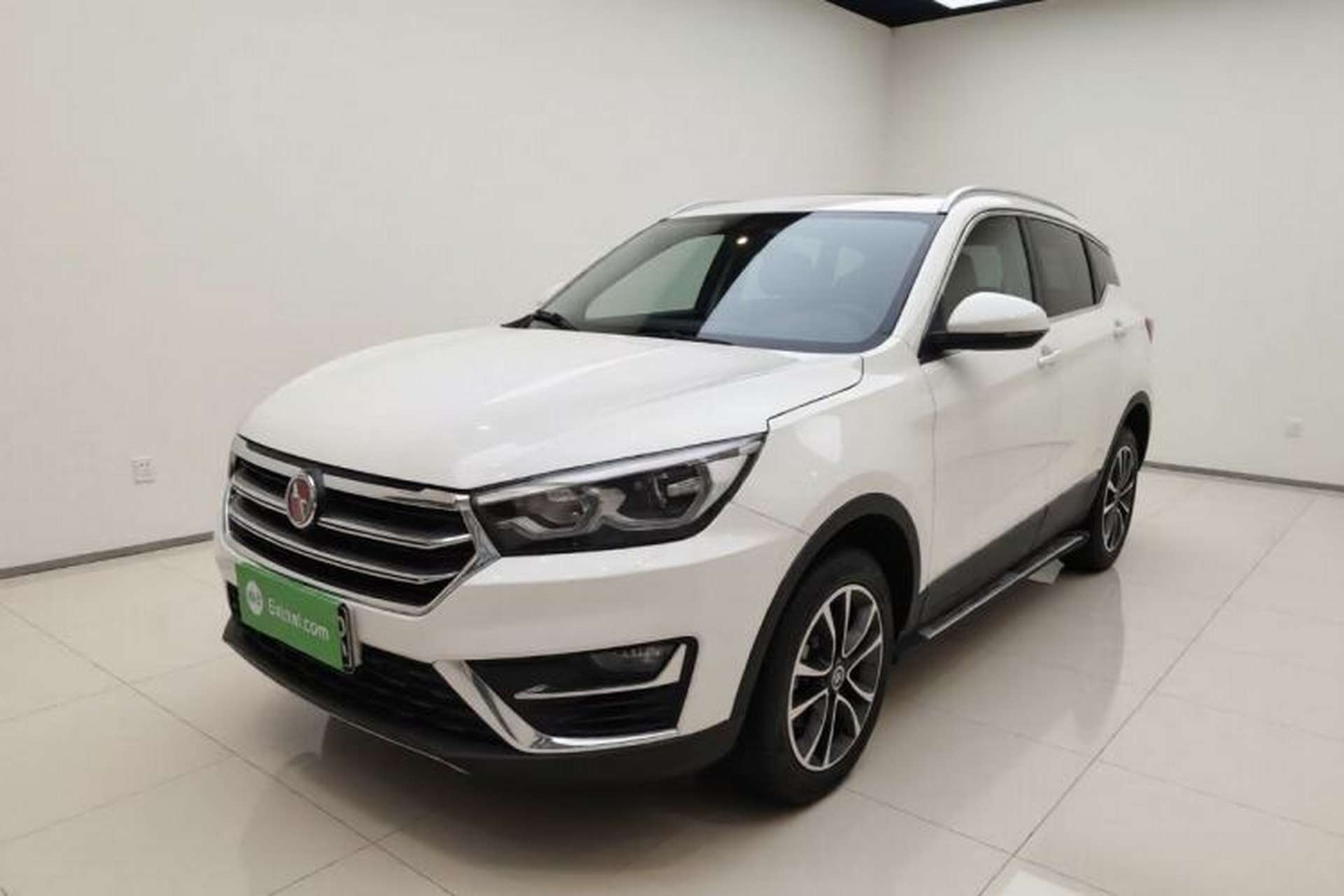 Used Hanteng X5 2018 1.5T CVT Luxury Edition Exterior 5