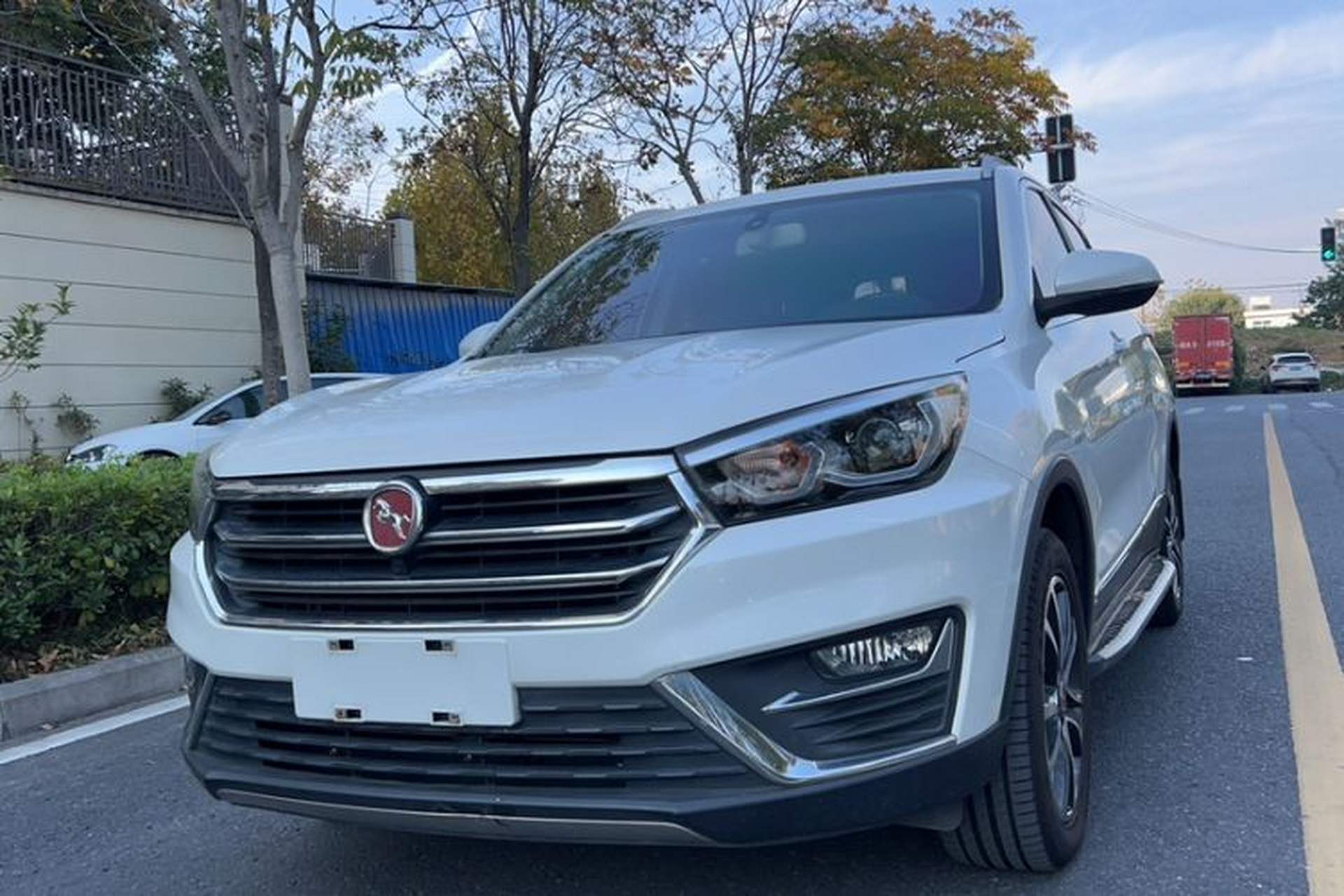 Used Hanteng X5 2018 1.5T Manual Luxury Edition Front Left 45 Deg