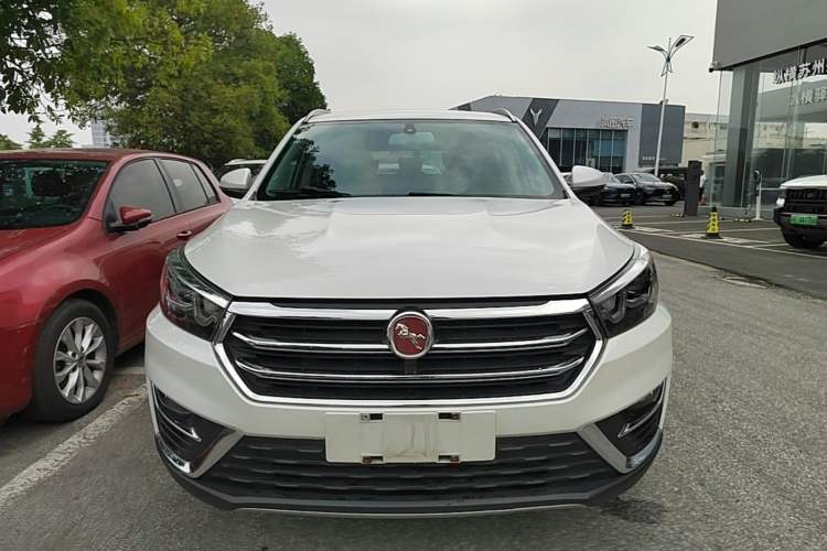 Used Hanteng X5 2018 1.5T CVT Luxury Edition Front