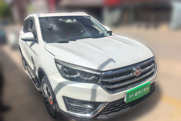 Used Hanteng X5 2018 1.5T Manual Luxury Edition Front Right 45 Deg