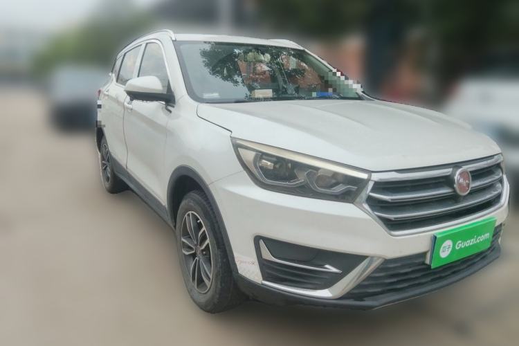 Used Hanteng X5 2018 1.5L Manual Comfort Edition Front Right 45 Deg