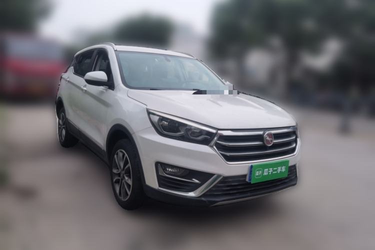 Used Hanteng X5 2018 1.5T CVT Elite Edition Front Right 45 Deg