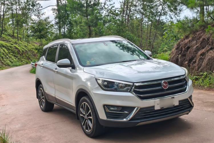 Used Hanteng X5 2018 1.5T CVT Luxury Edition Front Right 45 Deg
