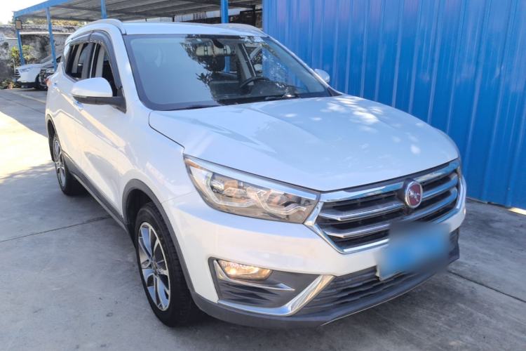 Used Hanteng X5 2018 1.5T CVT Elite Edition Front Right 45 Deg