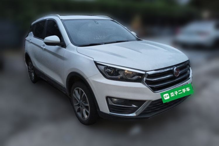 Used Hanteng X5 2018 1.5T CVT New Year Edition Front Right 45 Deg