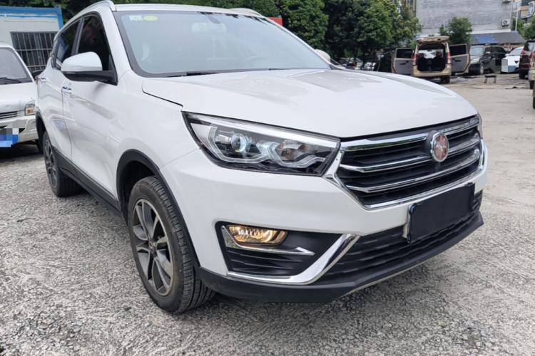 Used Hanteng X5 2018 1.5L Manual Elite Edition Front Right 45 Deg