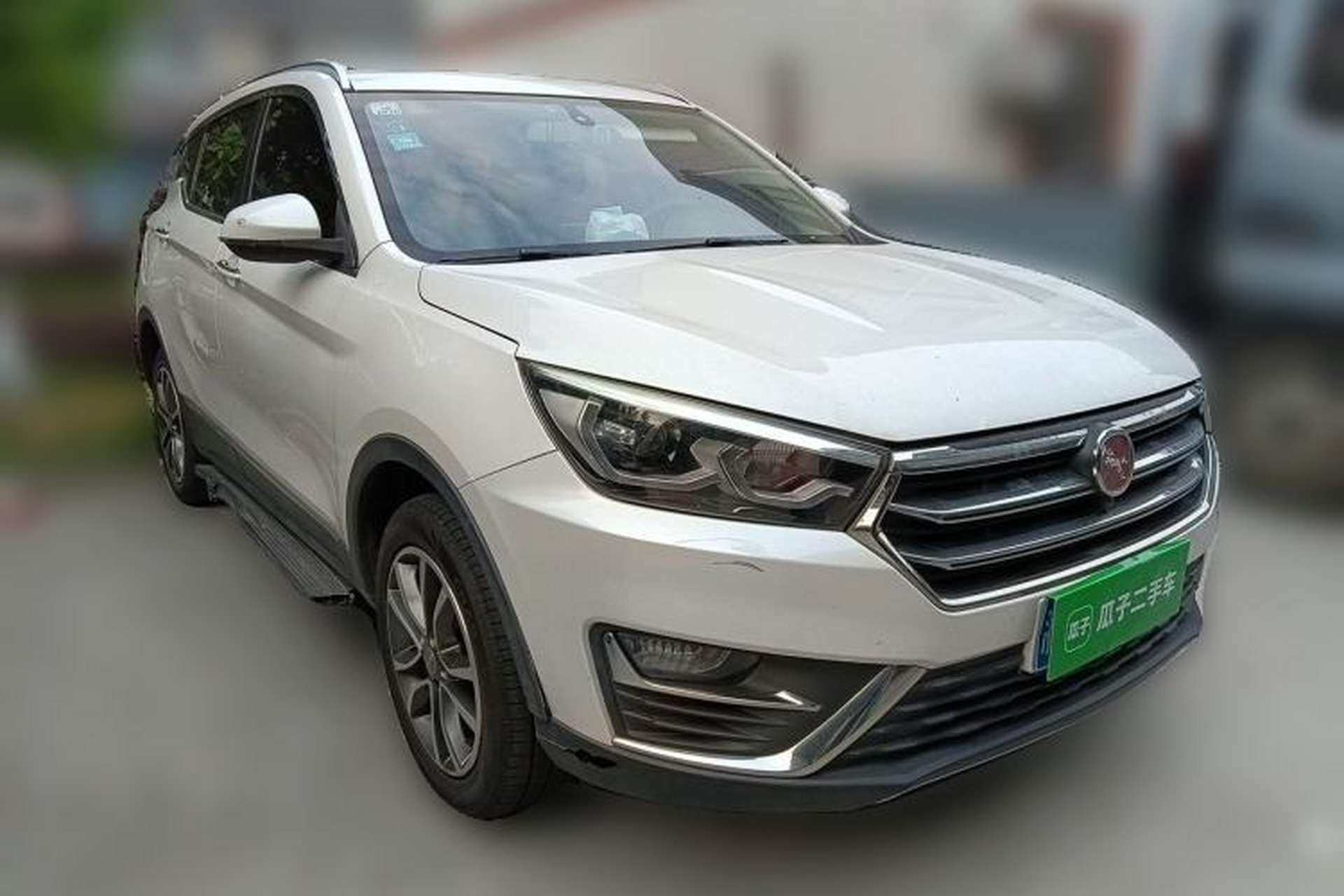 Used Hanteng X5 2018 1.5T Manual Luxury Edition Front Right 45 Deg