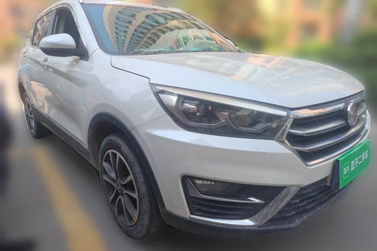 Used Hanteng X5 2018 1.5T CVT Luxury Edition Front Right 45 Deg