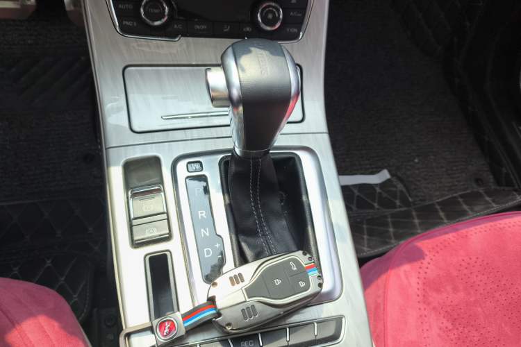 Used Hanteng X5 2018 1.5T CVT New Year Edition Gear Lever