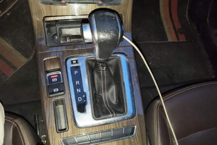 Used Hanteng X5 2018 1.5T CVT New Year Edition Gear Lever