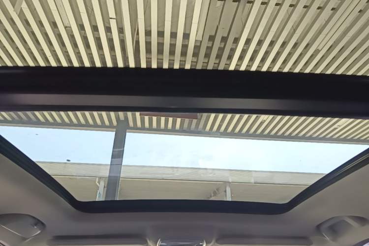 Used Hanteng X5 2018 1.5T CVT Luxury Edition Headliner
