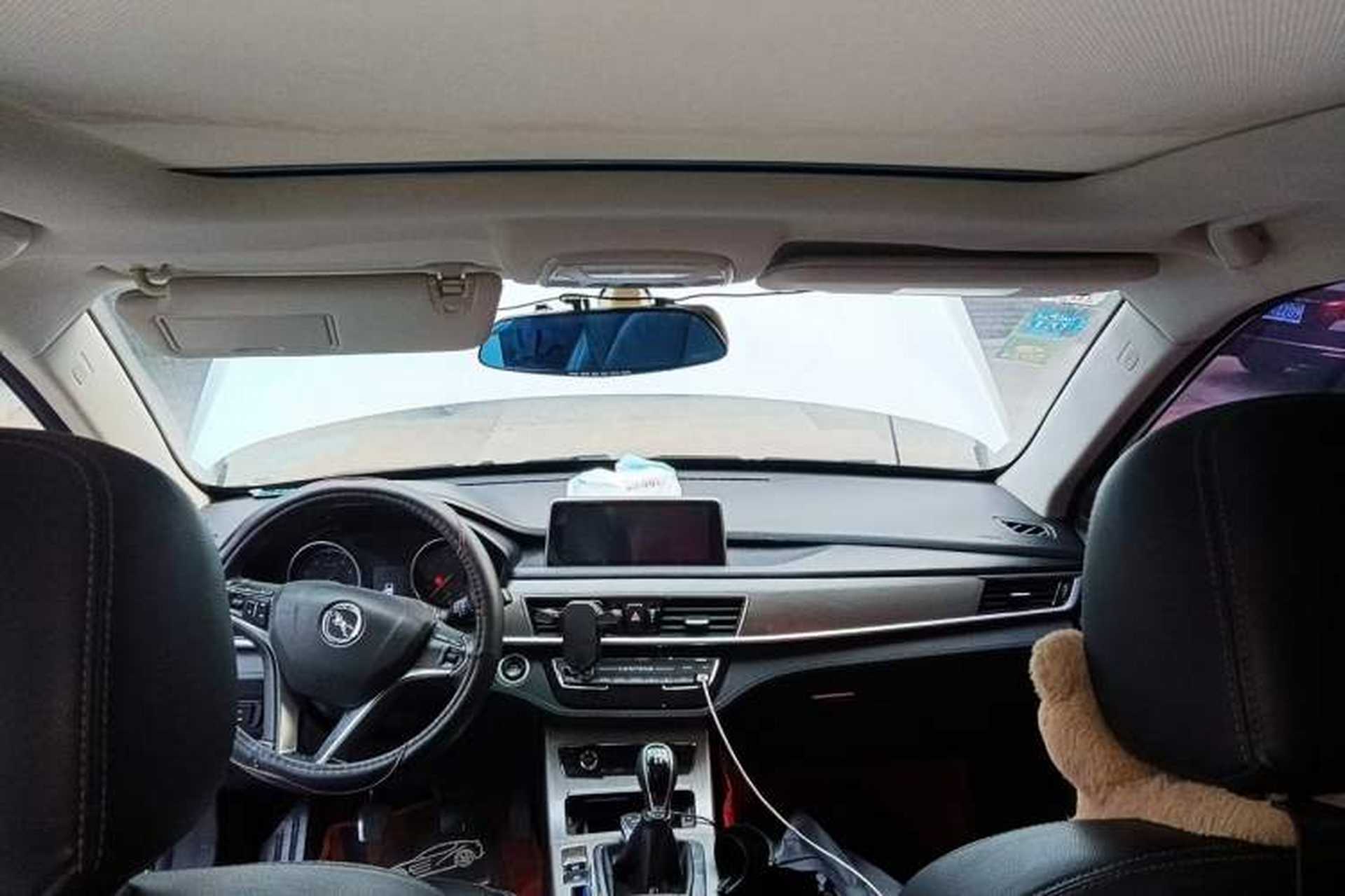 Used Hanteng X5 2018 1.5T Manual Luxury Edition Headliner
