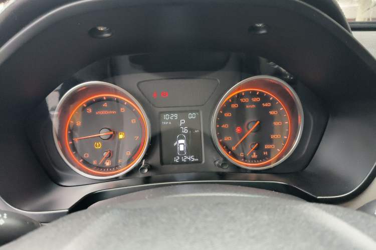 Used Hanteng X5 2018 1.5T CVT Luxury Edition Instrument Cluster