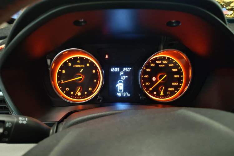 Used Hanteng X5 2018 1.5T CVT Luxury Edition Instrument Cluster