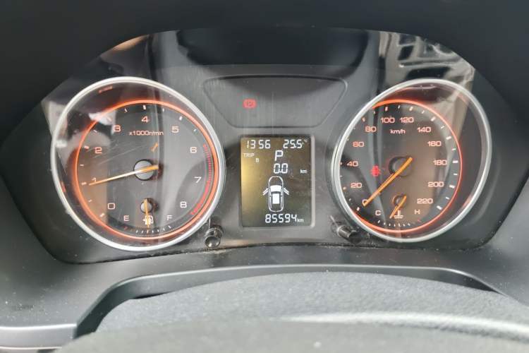 Used Hanteng X5 2018 1.5T CVT Luxury Edition Instrument Cluster