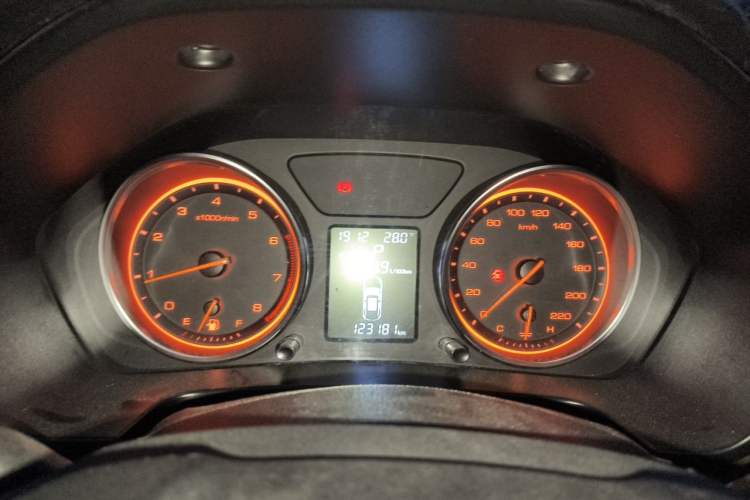 Used Hanteng X5 2018 1.5T CVT New Year Edition Instrument Cluster