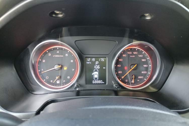 Used Hanteng X5 2018 1.5T CVT Luxury Edition Instrument Cluster