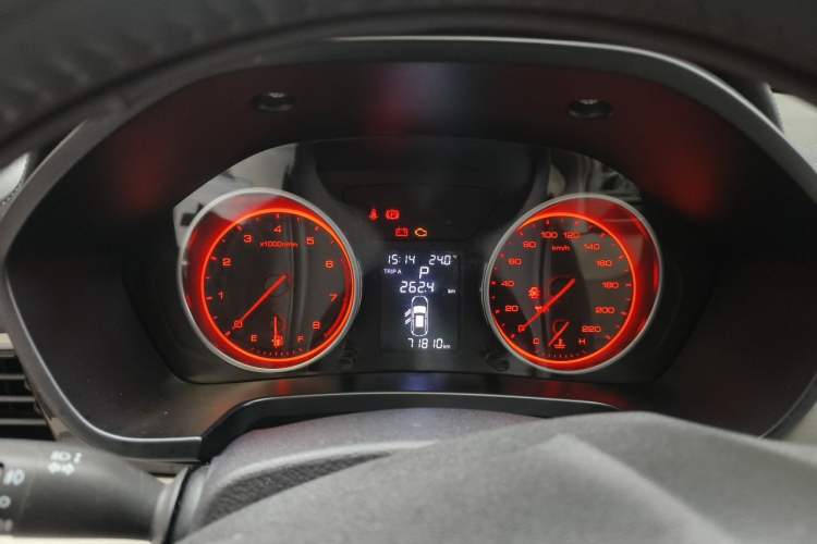 Used Hanteng X5 2018 1.5T CVT Elite Edition Instrument Cluster