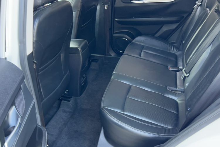 Used Hanteng X5 2018 1.5T Manual Luxury Edition Interior 1