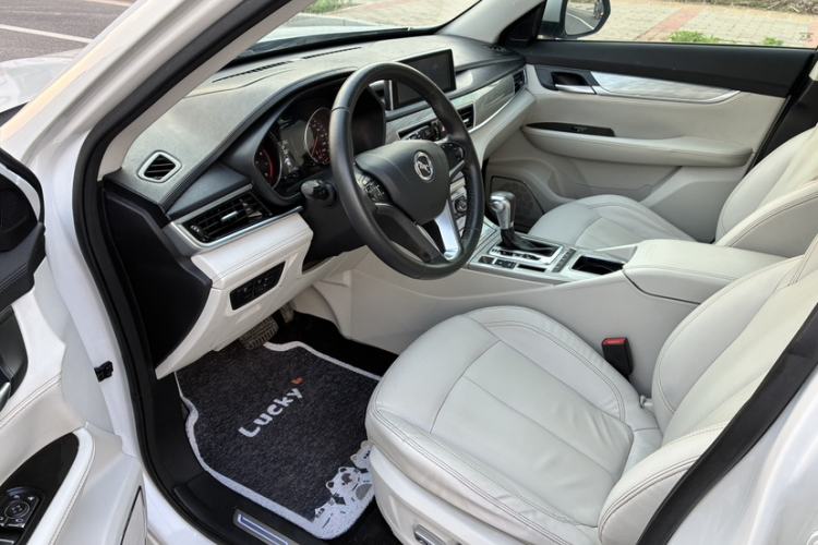 Used Hanteng X5 2018 1.5T CVT Luxury Edition Interior 4