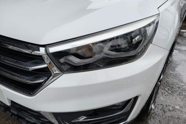 Used Hanteng X5 2018 1.5T CVT Luxury Edition Left Front Headlight